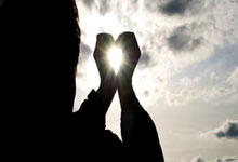 阿隆索：埃尔莫索有可能赛季报销；安德里希和霍夫曼将出场.